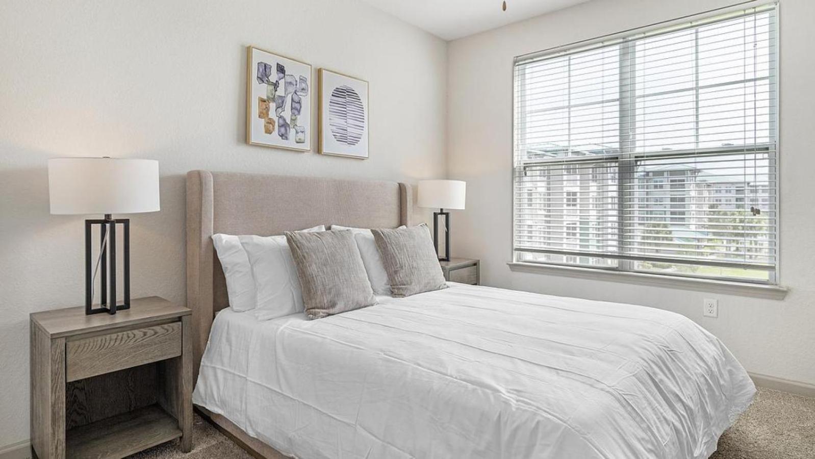 Landing At Center 301 - 2 Bedrooms In Belton Екстер'єр фото